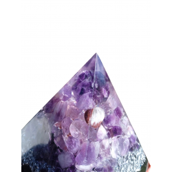 PIRÁMIDE GRANDE DE ORGONITE: Amatista